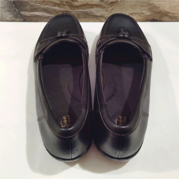 12W Clarks Ashland Bubble Loafer Black Leather Padded Insoles Tassels 12 Wide - Picture 5 of 11